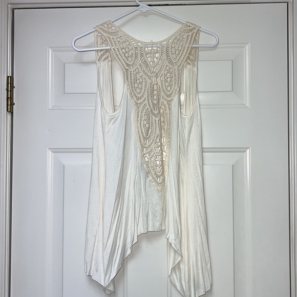 Gorgeous Vest Cardiagn - Picture 3 of 3